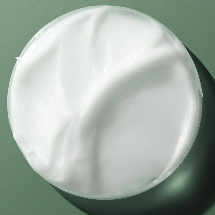 Biolage Styling Smoothing Shine Milk product texture